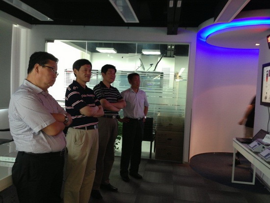 市级创业导师深入三洲迅驰，为广播电视节目制作注入创新动能