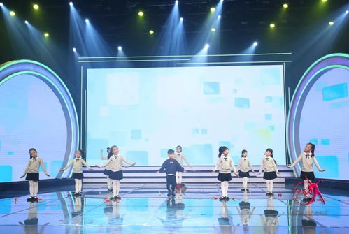 广州广播电视台跨年晚会录制圆满落幕，广播电视节目制作彰显专业水准