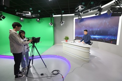 广播电视编导实验室 全景演播室中的节目制作实践与创新